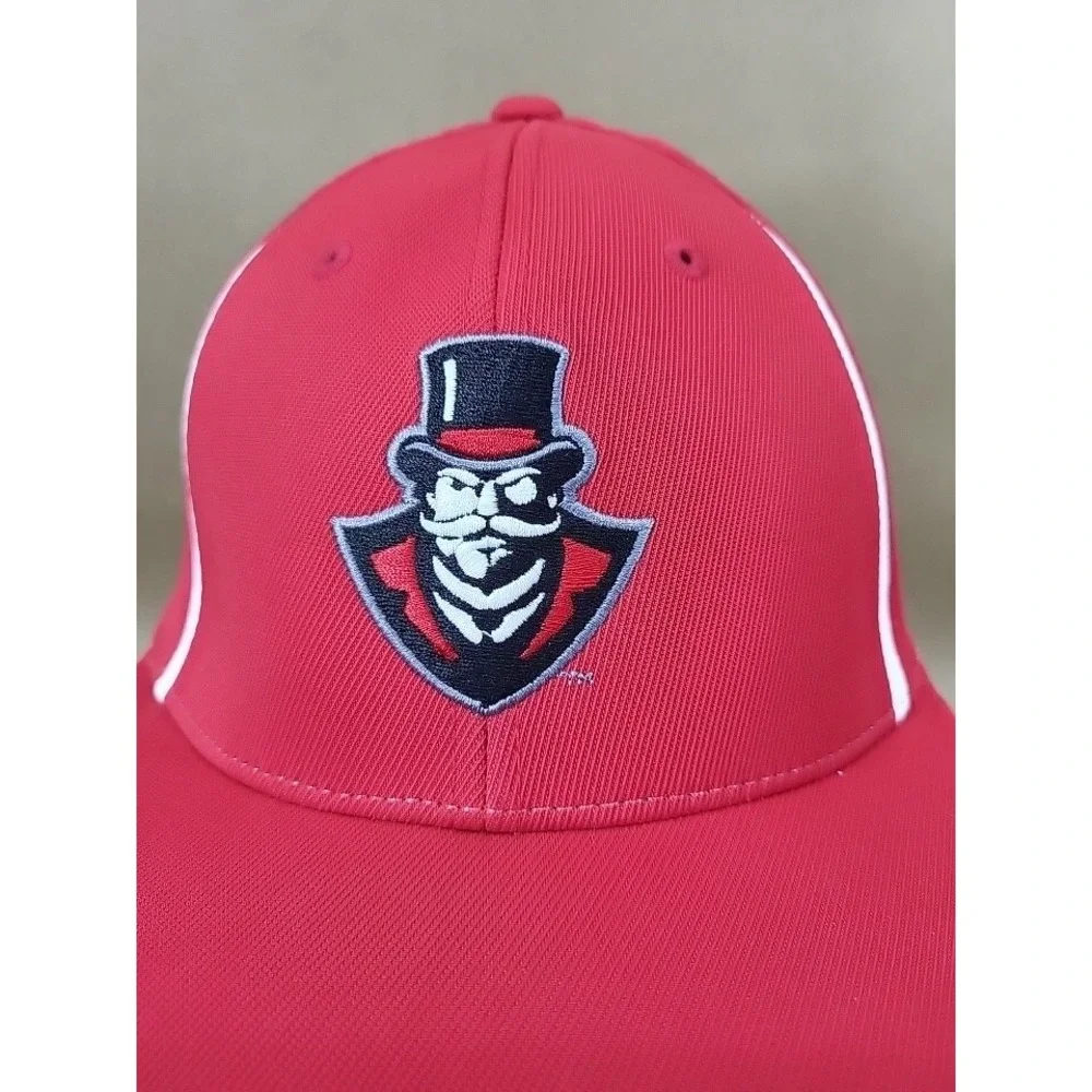 Red Austin Peay State Govs Governors NCAA Flat Bill Small-Medium Cap Hat Russell
